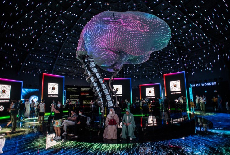 «Механика чуда»: Как устроена иммерсивная кинетическая инсталляция с гигантской моделью человеческого мозга в Российском павильоне на Expo 2020