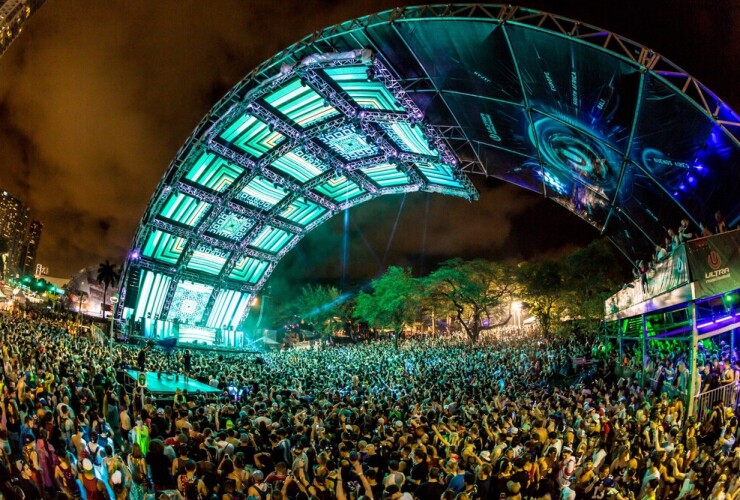 ultra_worldwide_stage_-_photo_by_edmkevin