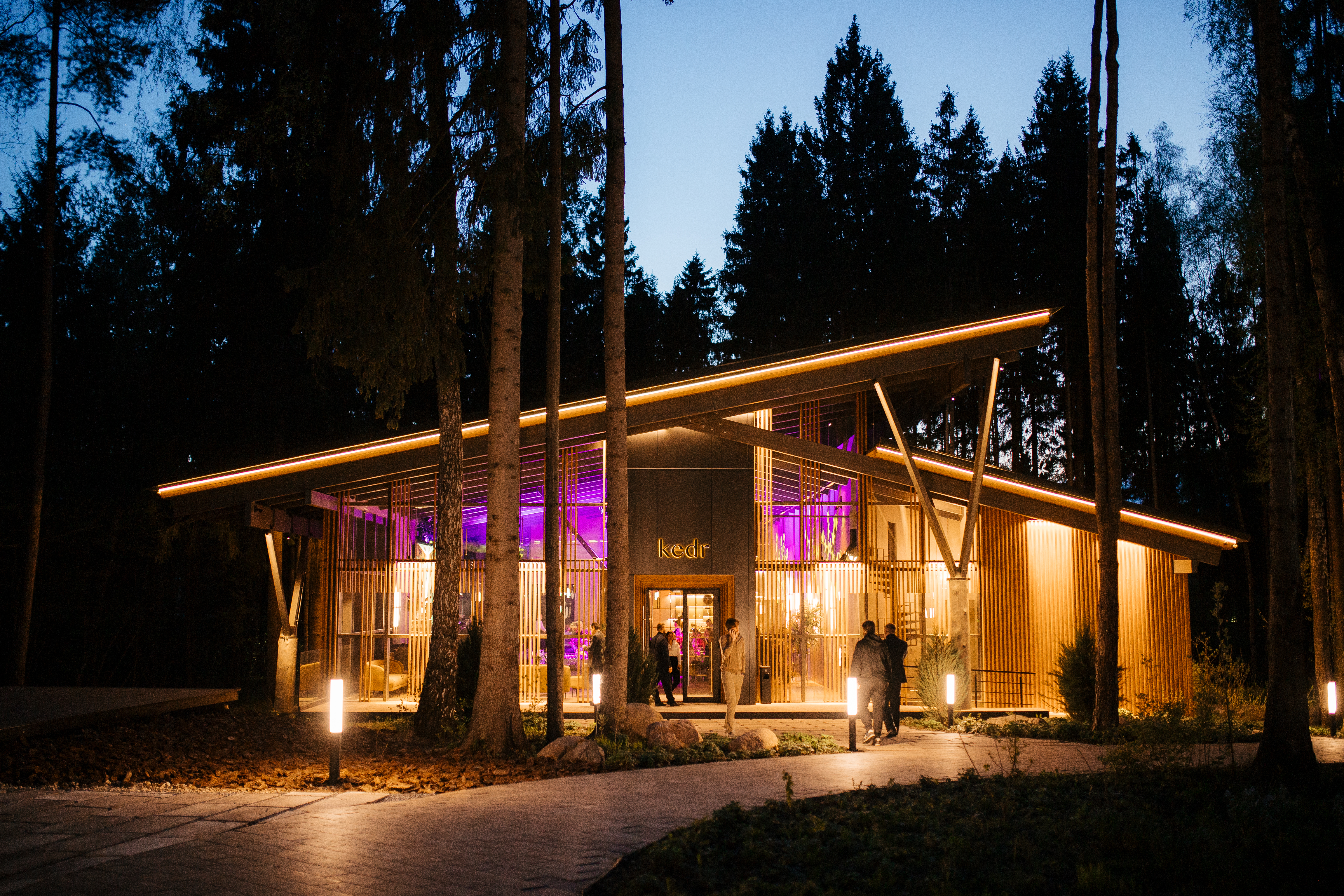 USPENSKY: новое загородное event-пространство в сосновом лесу